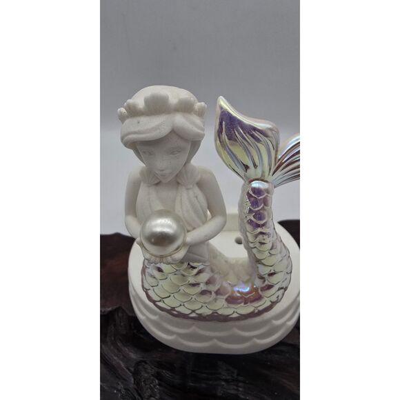 Bath and Body Works Mermaid Soap Holder - Picture 9 of 9